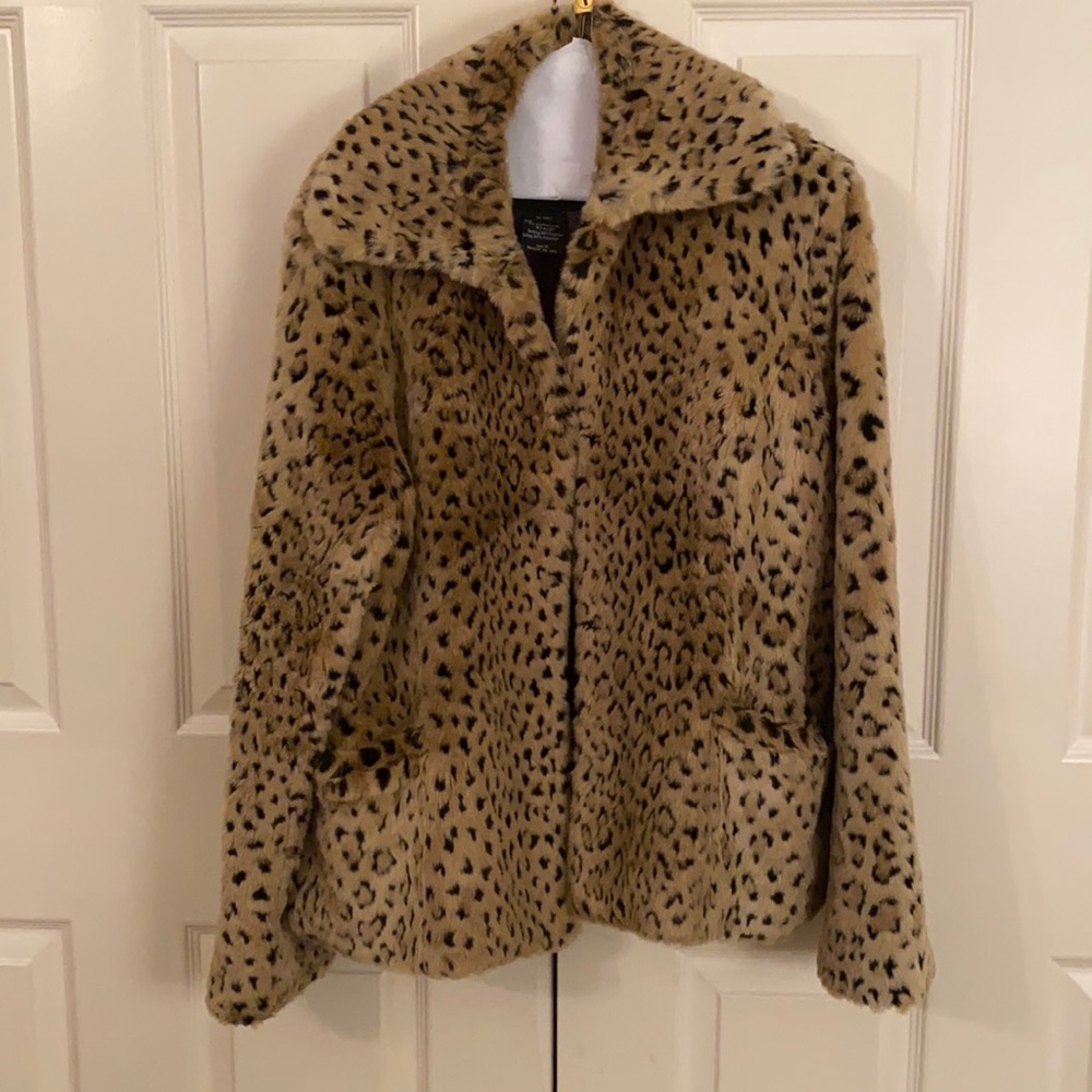 Vintage Faux Fur Leopard Print animal print mob wife collared jacket size M